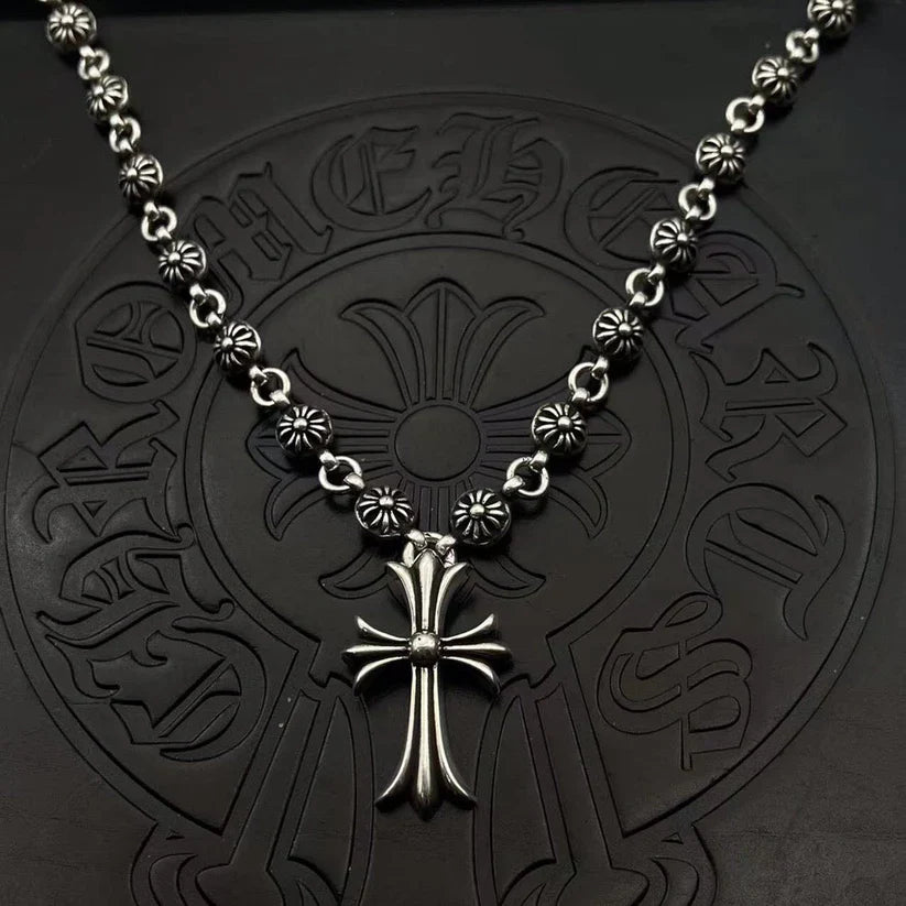 LOGO NECKLACE 9