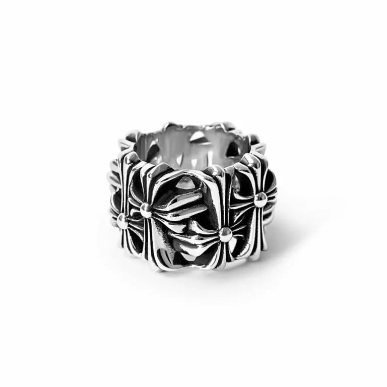 SQUARE CEMETERY RING 9