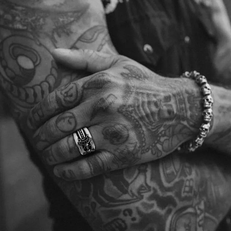 DAGGER RING 8