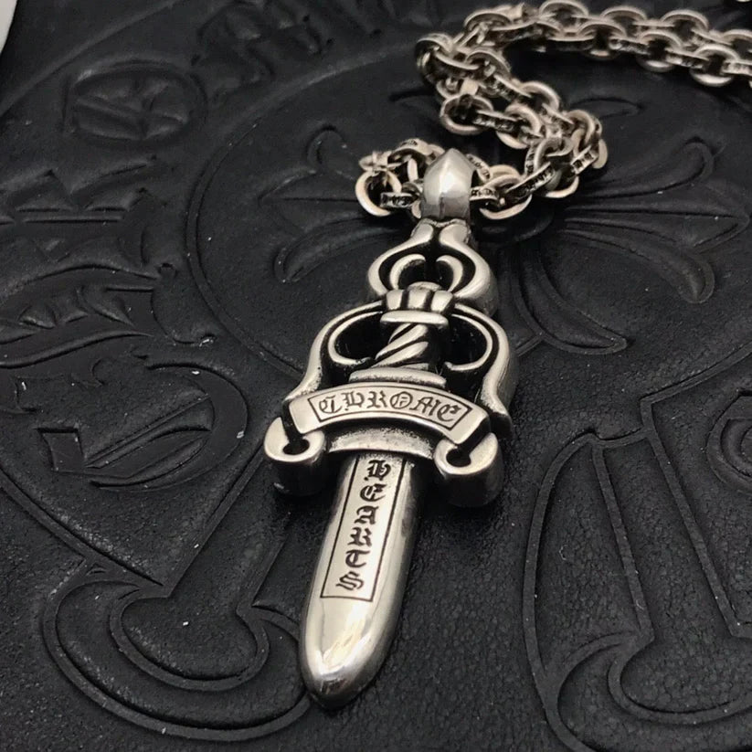 LOGO NECKLACE 6