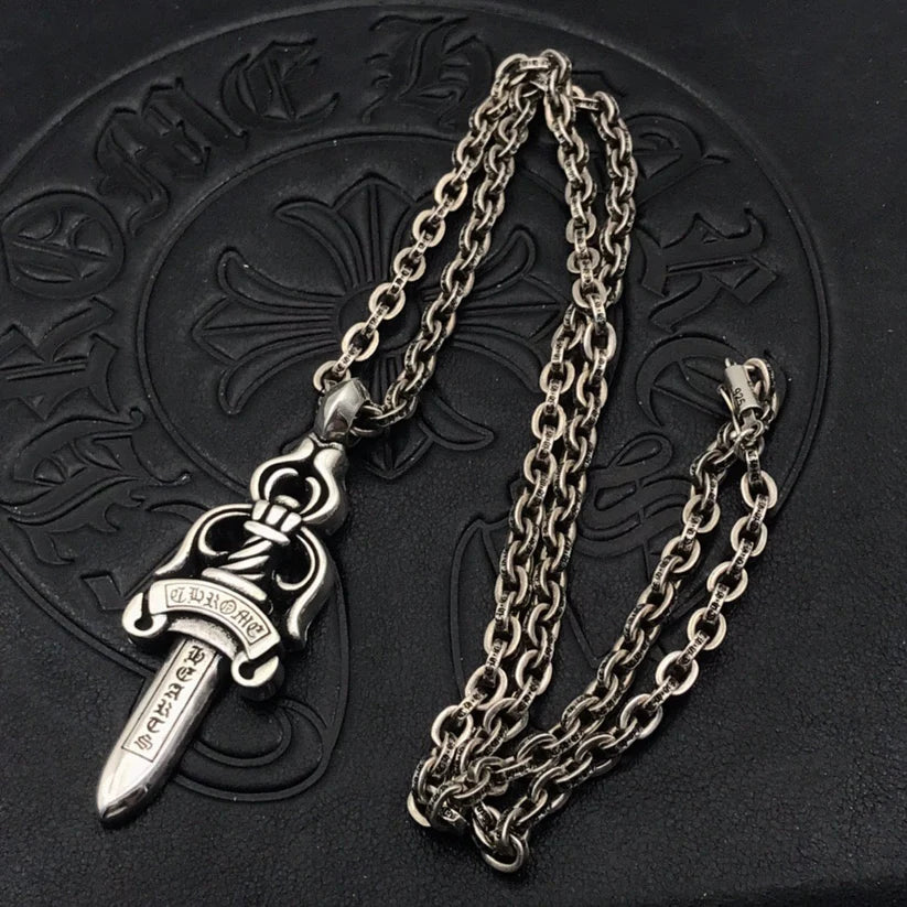 LOGO NECKLACE 6